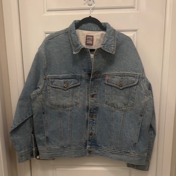 Light Blue Denim Jacket - Picture 3 of 9